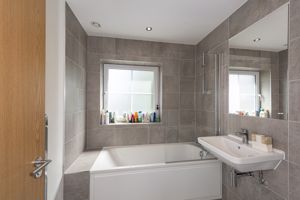 Family Bathroom- click for photo gallery